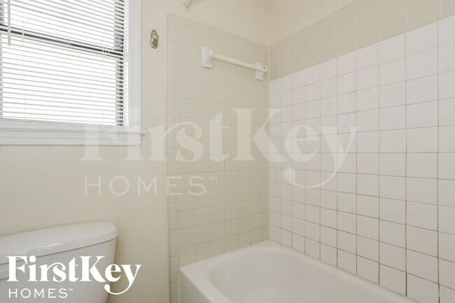 Building Photo - 6014 Harvest Hill Cove