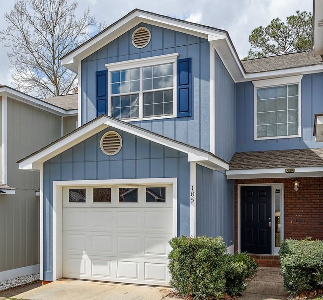 Building Photo - Available NOW-105 Pineridge Drive