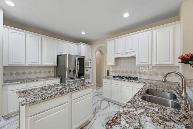 Building Photo - 91 S Downy Willow Cir