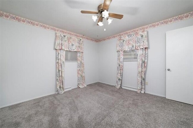 Building Photo - Fantastic 3bd/2ba home! Let yourself in!