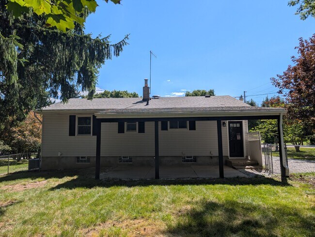 Building Photo - 2535 Sears Rd