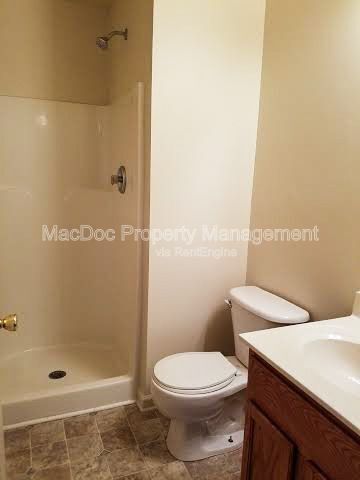 Building Photo - 11009 Bevin Dr