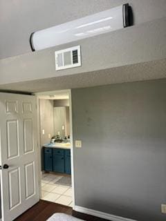 Building Photo - 27 Fall Creek Dr