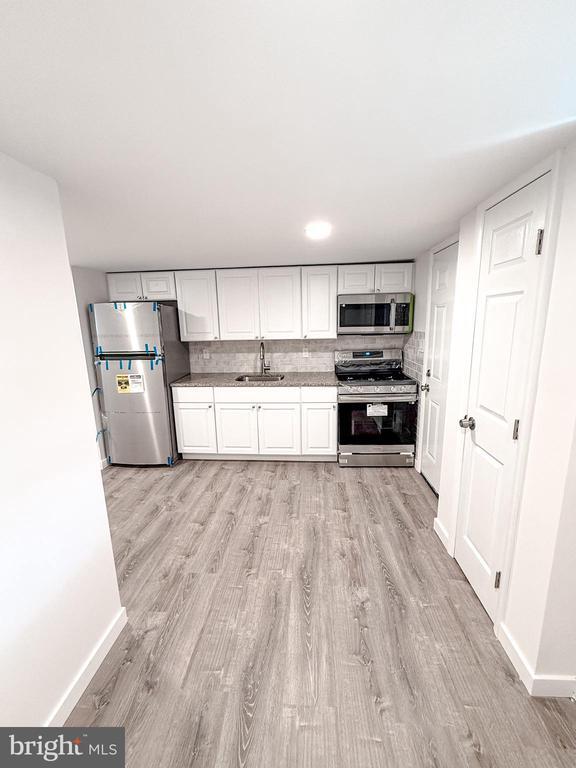 Building Photo - 7713 Baltimore St