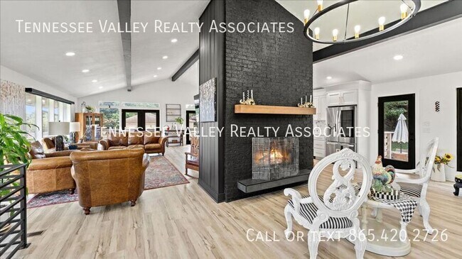 Building Photo - 813 N Cedar Bluff Rd