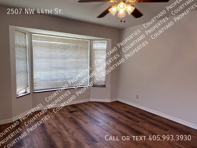 Building Photo - 2507 NW 44th St