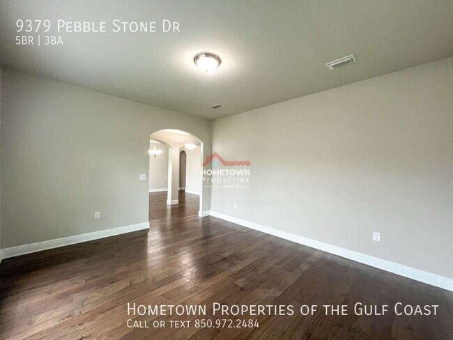 Building Photo - 9379 Pebble Stone Dr