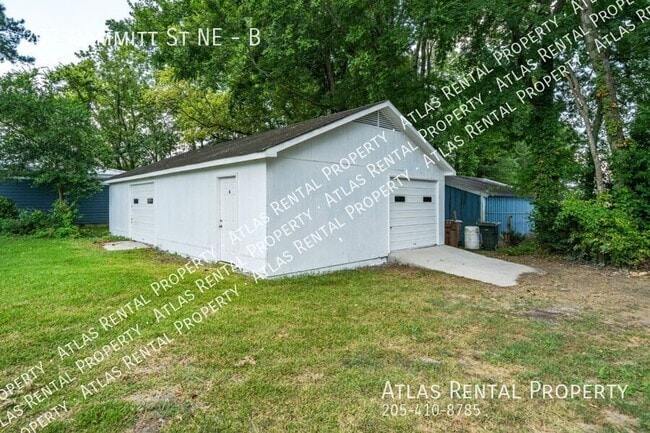 Building Photo - 207 Hammitt St NE