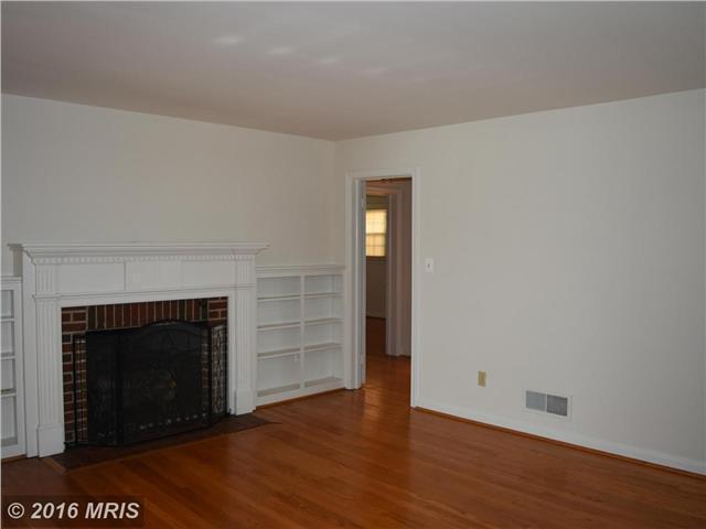 Building Photo - Coming Soon! UMW location!