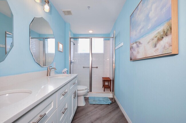 Building Photo - 9100 Southmont Cove