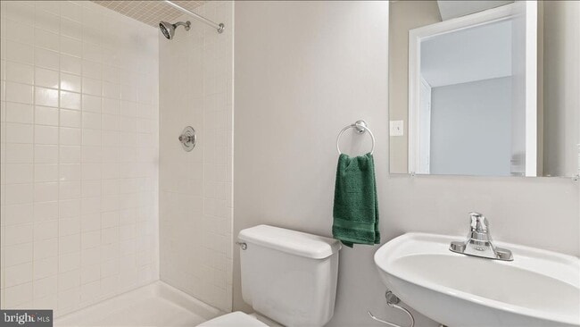 Building Photo - 3148 Bayswater Ct