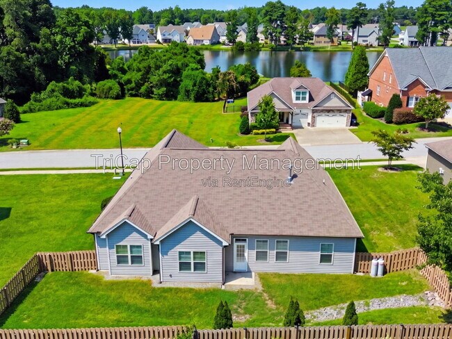 Building Photo - 8029 Crookneck Dr