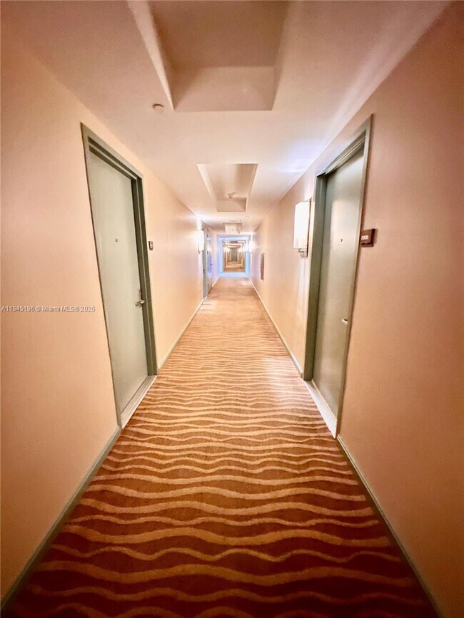 Building Photo - 50 Biscayne Blvd