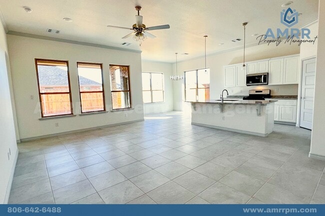 Building Photo - Welcome to Silverleaf Subdivision! Now leasing 3 bed/2bath family home!