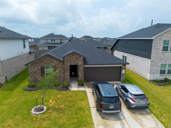 Primary Photo - 7902 Wrangler Shack Ln
