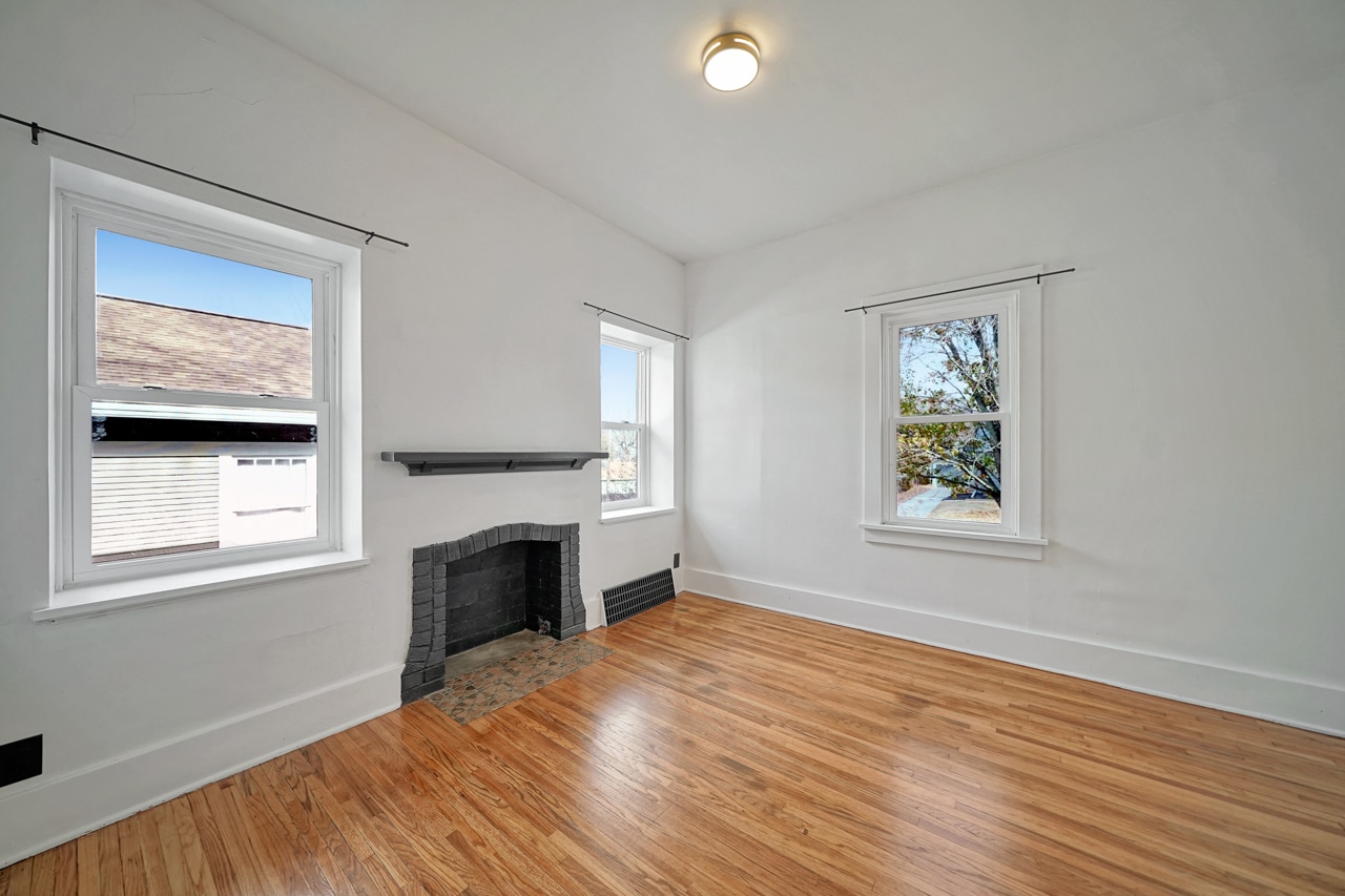 Building Photo - 3940 J St