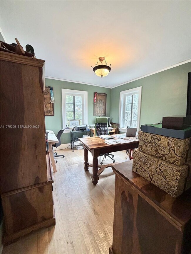 Building Photo - 1222 Ferdinand St