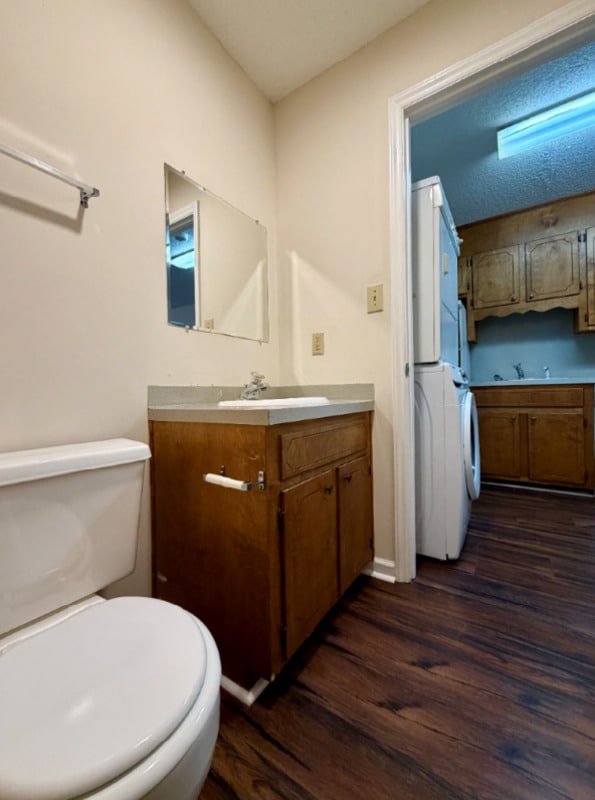 Building Photo - 1442 Riverview Rd