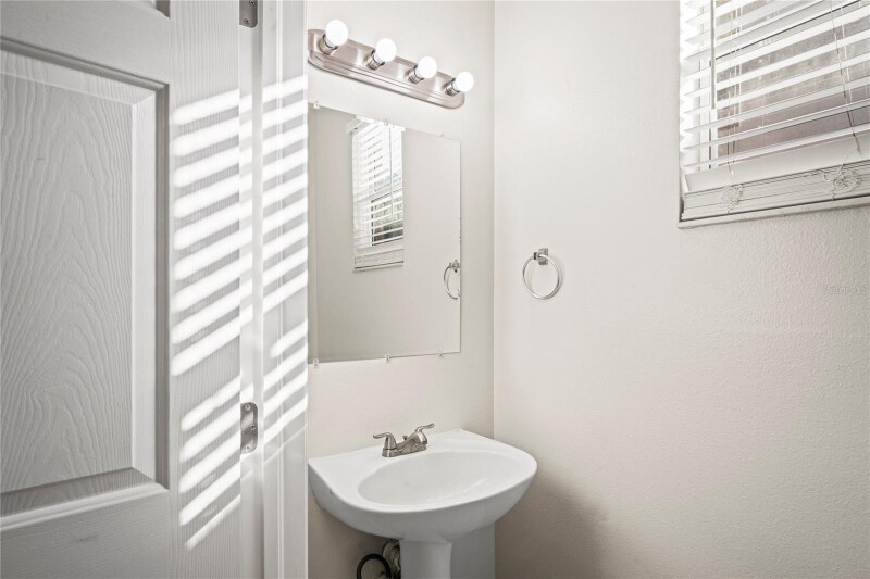 Building Photo - 27004 Stillbrook Dr