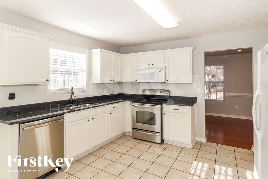 Building Photo - 1099 Harbins Pass Dr