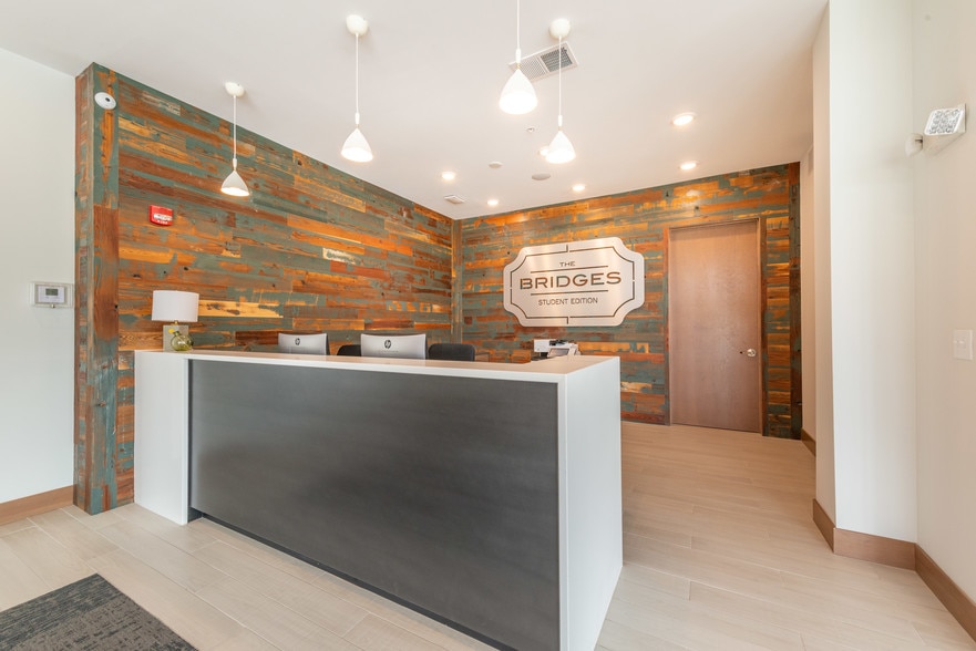 Building Photo - The Bridges Apartments - ALL Inclusive