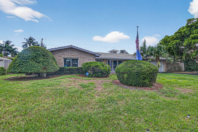 Building Photo - 2750 SE 3rd St