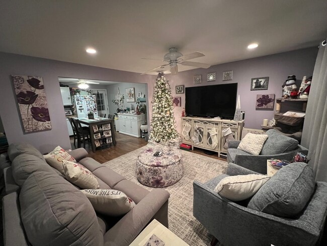 Building Photo - 37B Timrod Dr