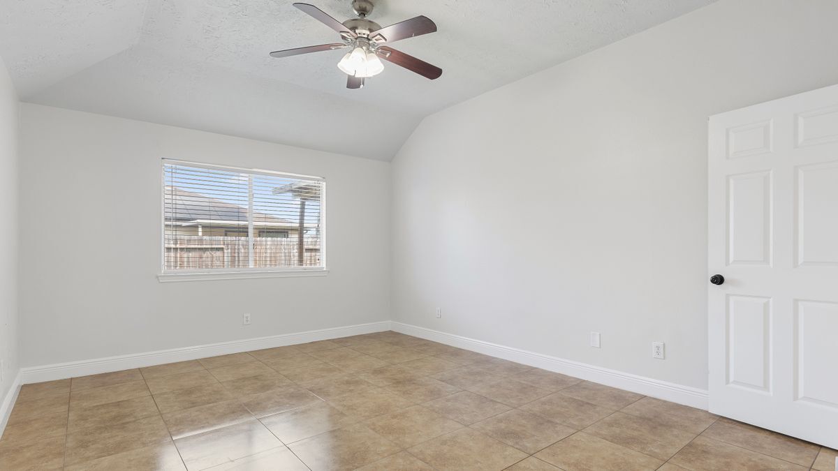 Building Photo - 4602 Garden Meadow Dr