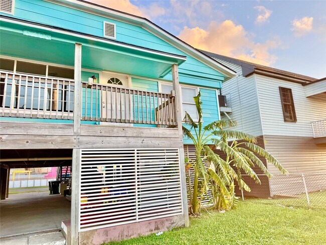 Building Photo - 6203 Heards Ln