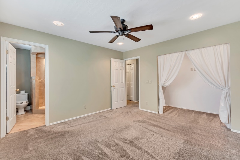 Building Photo - 582 Meadow Hill Dr