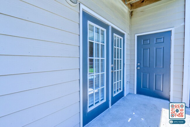 Building Photo - MOVE IN THIS YEAR - FREE MONTH'S RENT IN 1st 90 DAYS!