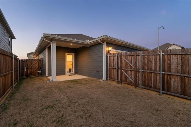 Building Photo - 2927 Brittlebush Dr