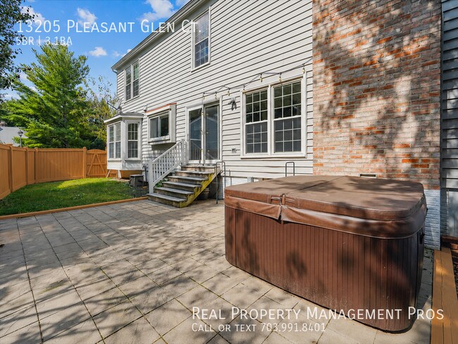 Building Photo - 13205 Pleasant Glen Ct