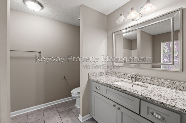 Building Photo - 4263 Waylon Dr