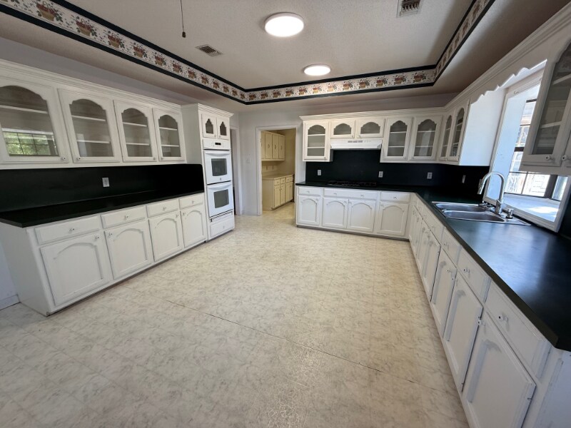 Building Photo - 4936 LA-1
