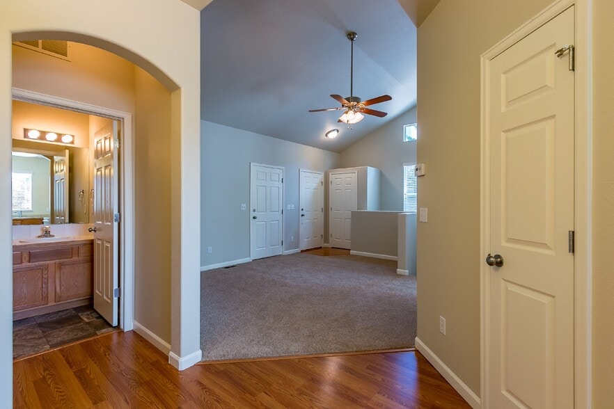 Building Photo - Modern Comfort and Low-Maintenance Living ...