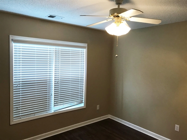 Building Photo - 3041 Andora Drive SW