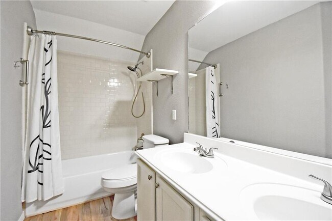 Building Photo - 1005 Cashew Ln
