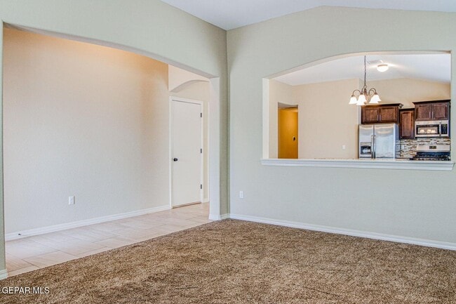 Building Photo - 3133 Red Orchard Dr
