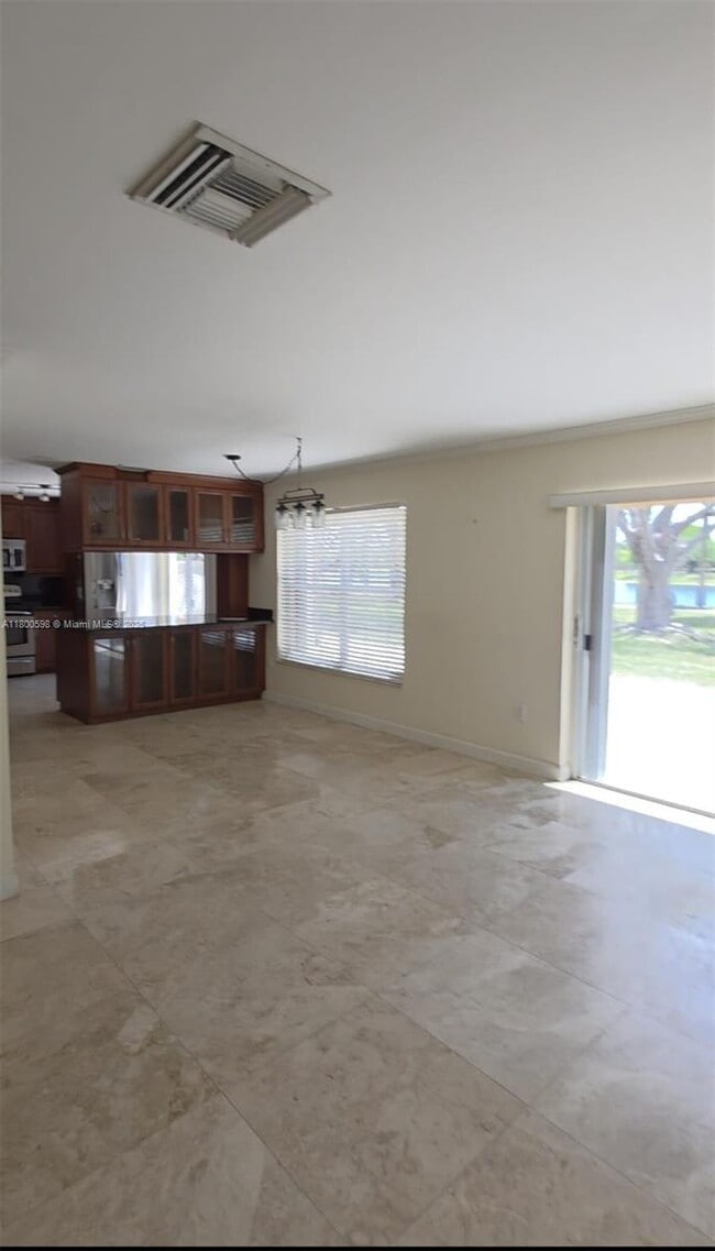 Building Photo - 10929 SW 149th Pl