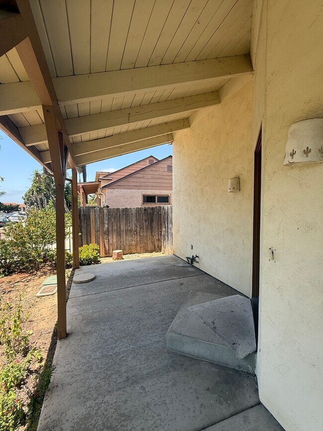 Building Photo - Beautiful Home in Pacific Beach