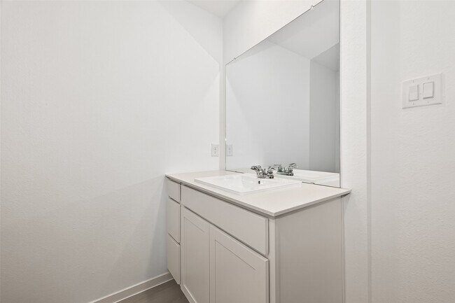 Building Photo - 10406 Rocky Trl