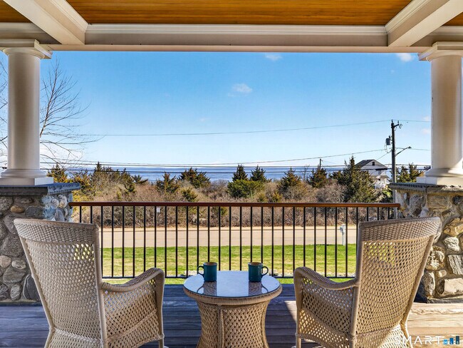 Building Photo - 505 Seaside Ave