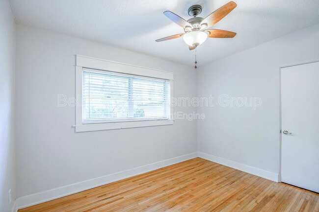 Building Photo - 316 Lake Fair Ln