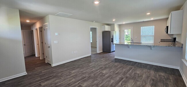 Building Photo - Modern Living in Sandpiper Place – Myrtle ...