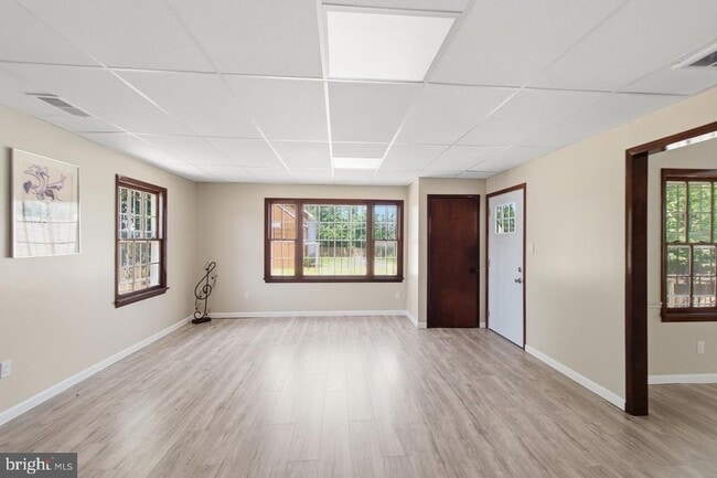 Building Photo - 3704 42nd Ave