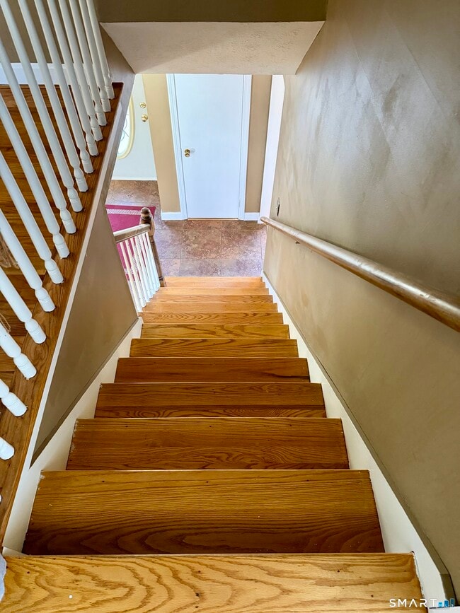 Building Photo - 44 Crabapple Rd