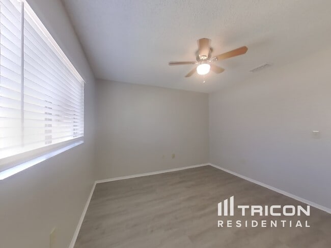 Building Photo - 2273 Seward Cir