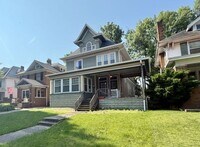 Building Photo - 1510 W Columbia Ter