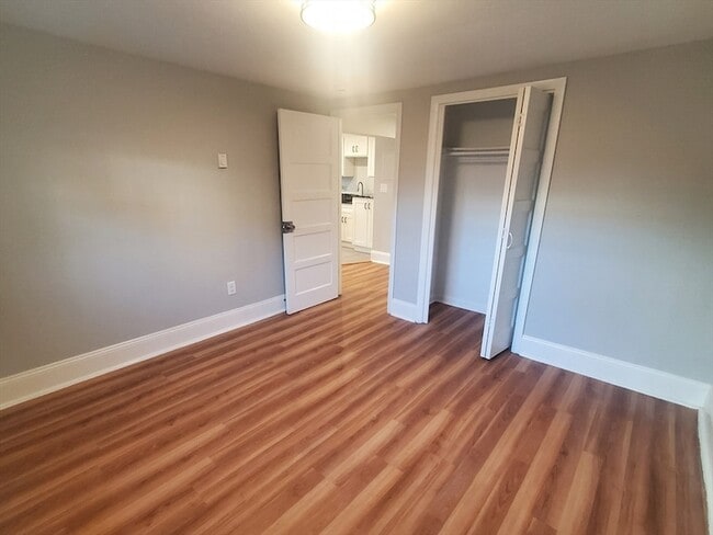 Building Photo - 24 Colgate Rd